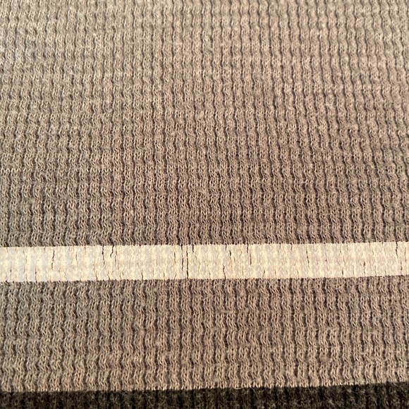 Volcom - men’s long sleeve shirt. Size XL - Picture 12 of 12